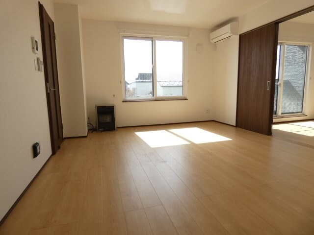 Corcovado（ｺﾙｺﾊﾞｰﾄﾞ）の物件内観写真