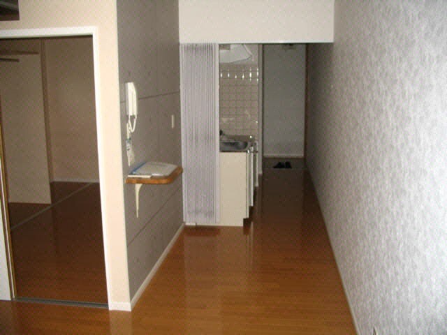 ヴィラ・ナヴォーナの物件内観写真