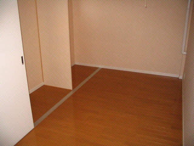 ヴィラ・ナヴォーナの物件内観写真