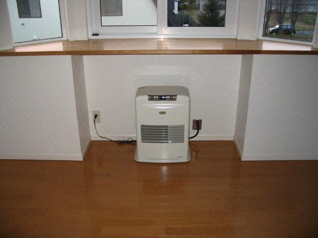 ヴィラ・ナヴォーナの物件内観写真