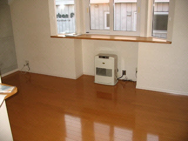 ヴィラ・ナヴォーナの物件内観写真