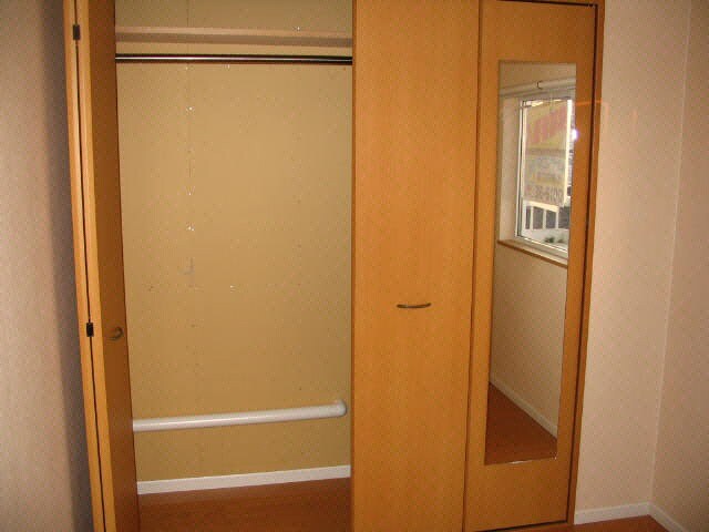 ヴィラ・ナヴォーナの物件内観写真