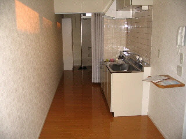 ヴィラ・ナヴォーナの物件内観写真