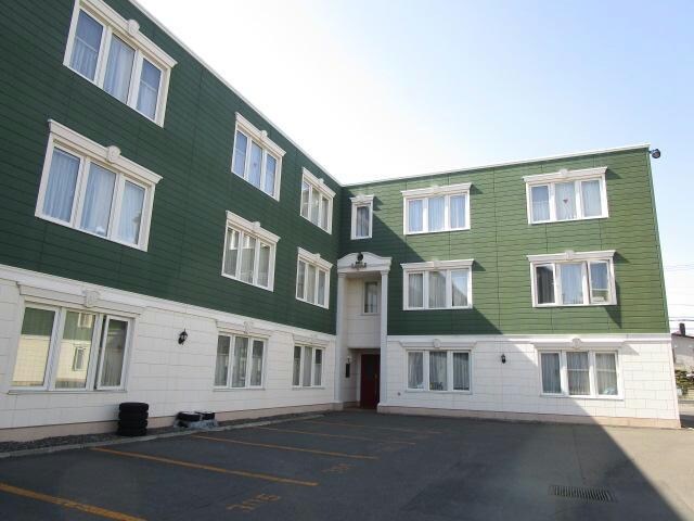 ラペル241Aの物件外観写真