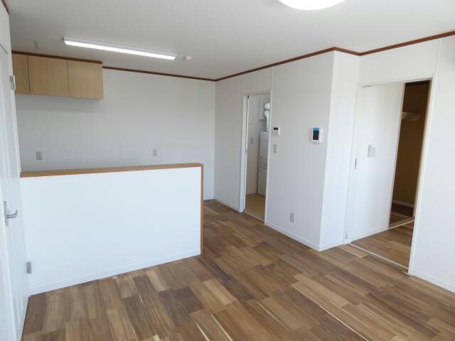 エマーブルⅣの物件内観写真