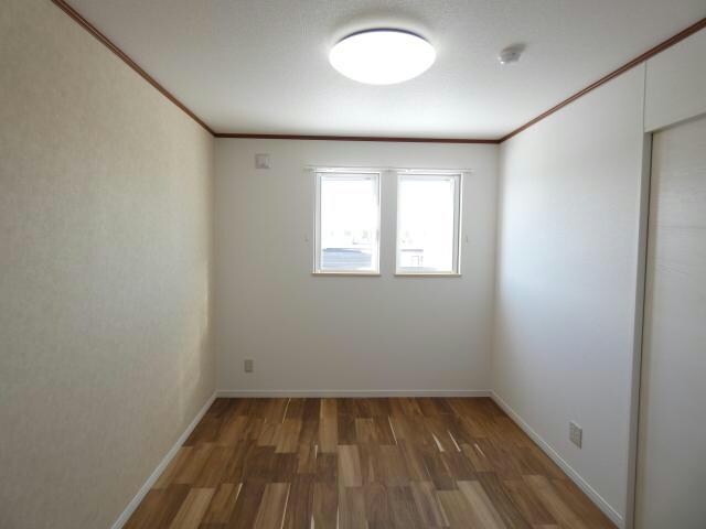 エマーブルⅣの物件内観写真