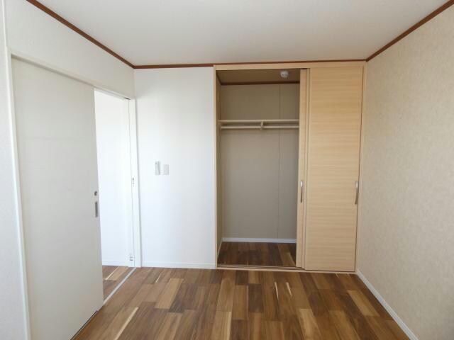 エマーブルⅣの物件内観写真