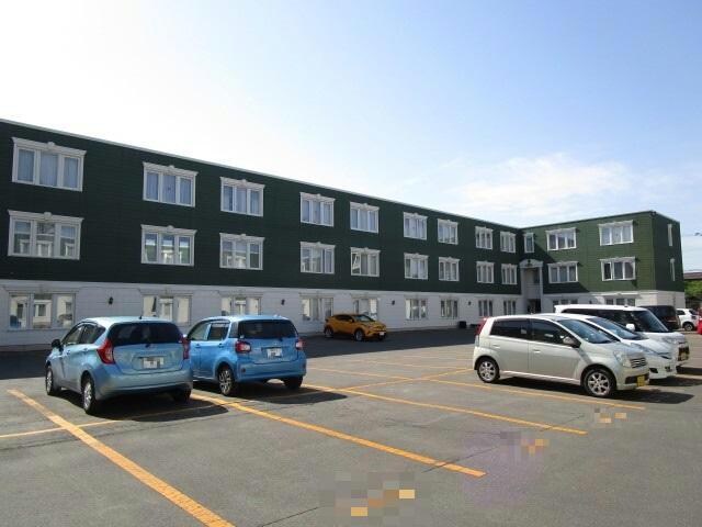 ラペル241Aの物件外観写真