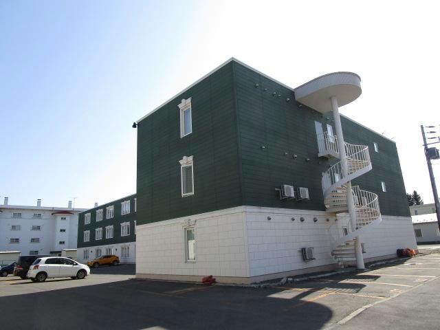 ラペル241Aの物件外観写真