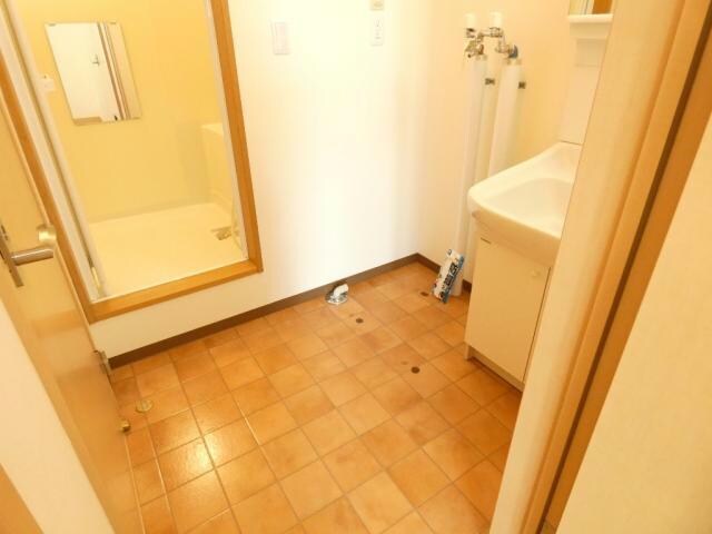 エルレーブⅠの物件内観写真