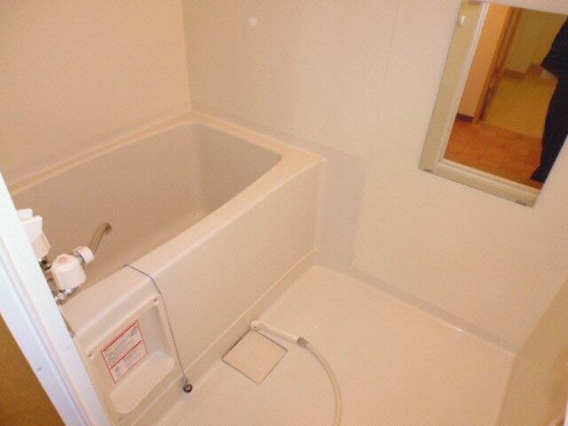 エルレーブⅠの物件内観写真