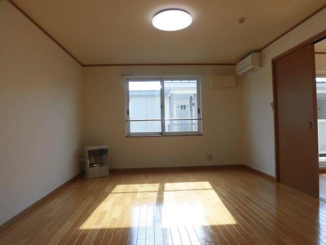 ロイウッドイーストの物件内観写真