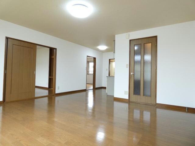 プレイス16の物件内観写真