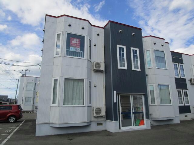 ハウスアバンセ　Ａ棟の物件外観写真