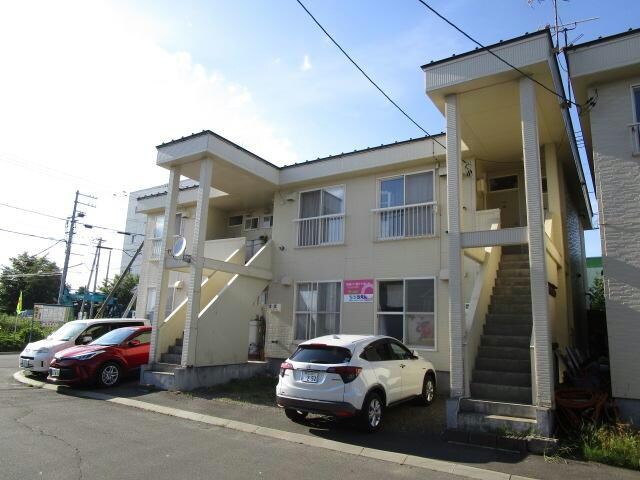 ノースビラA棟の物件外観写真