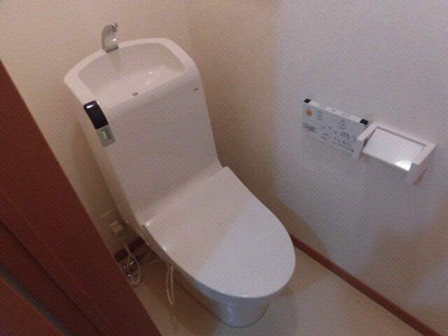 ユトリロ鳳乃舞B棟の物件内観写真