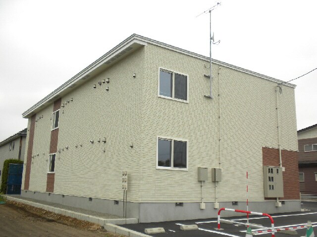 フローラの物件外観写真