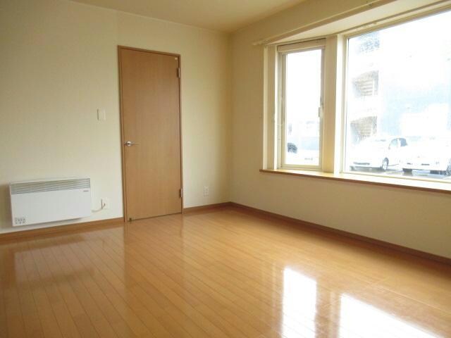 ユトリロ鳳乃舞B棟の物件内観写真