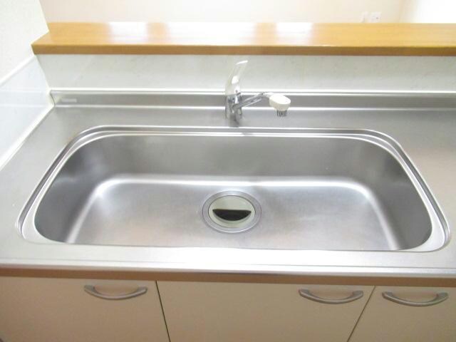 ユトリロ鳳乃舞B棟の物件内観写真