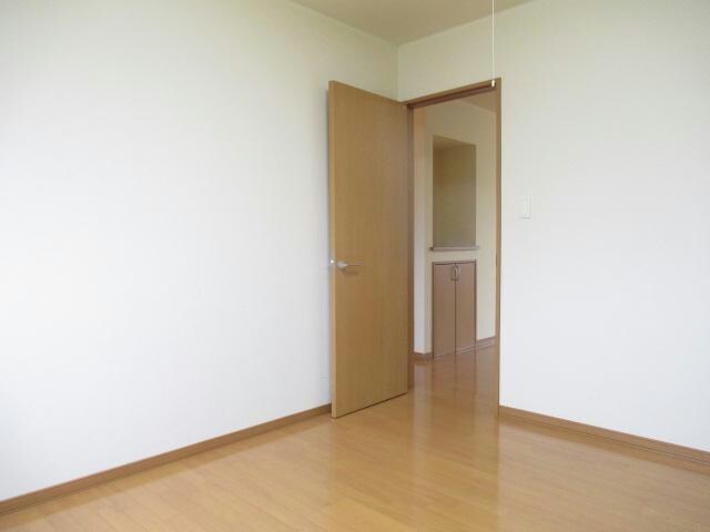 ユトリロ鳳乃舞B棟の物件内観写真