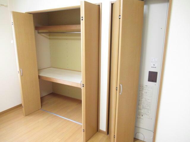 ユトリロ鳳乃舞B棟の物件内観写真