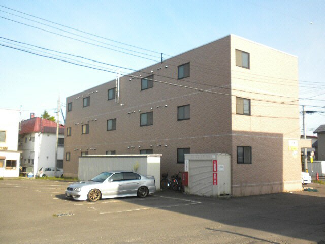 メゾンシェリールの物件外観写真