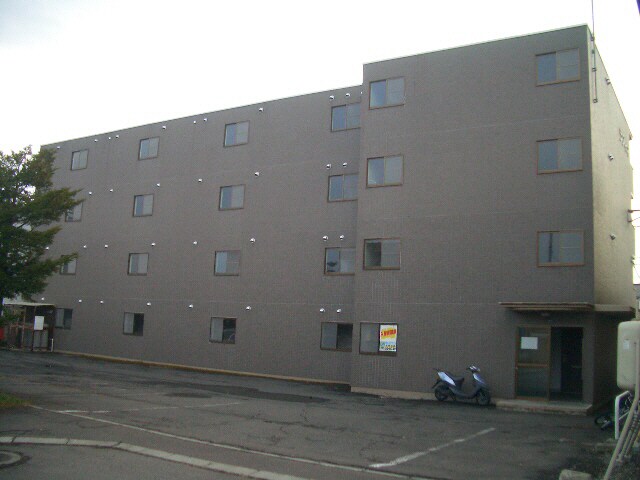 ラフィネの物件外観写真