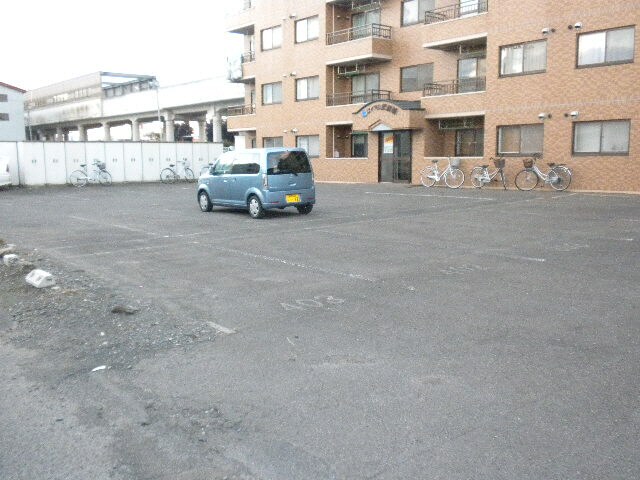 ロイヤル弐番館の物件外観写真