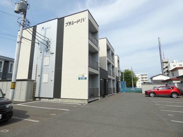 プラシードⅣの物件外観写真