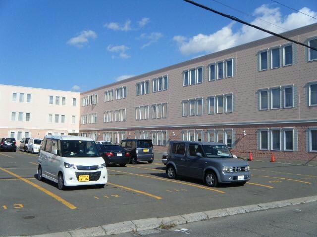 ラグ１６１Ｅの物件外観写真