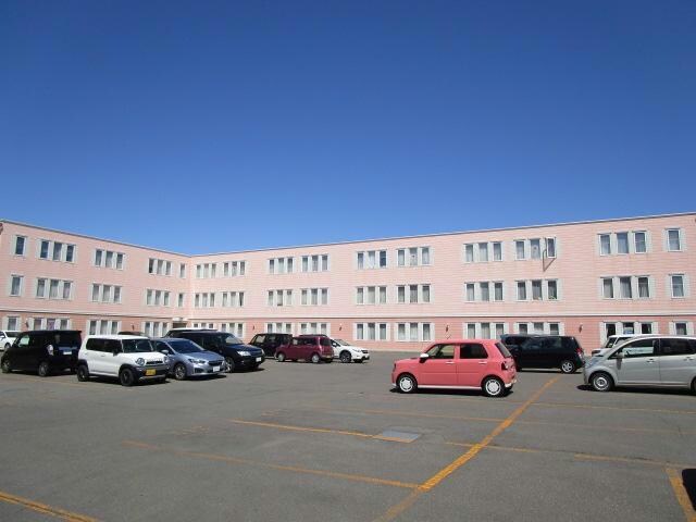 ラグ１６１Ｅの物件外観写真