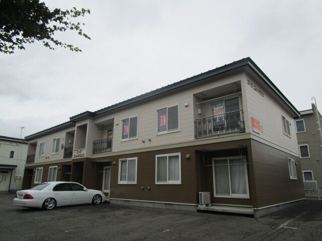 コーポニュータウンⅡの物件外観写真