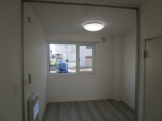 ル・ペピエマンⅠの物件内観写真