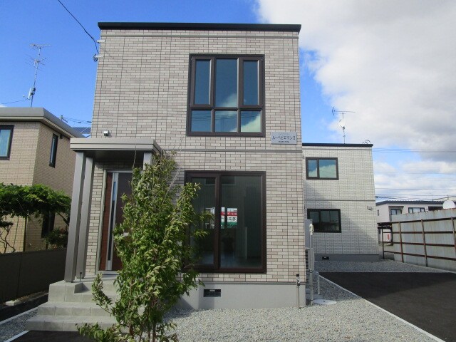 ル・ペピエマンⅡの物件外観写真