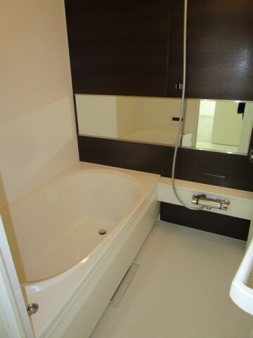 ル・ペピエマンⅡの物件内観写真