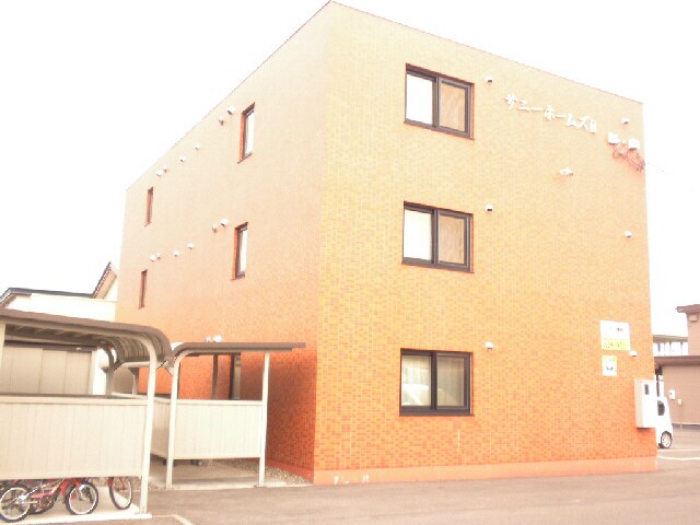 サニーホームズⅡの物件外観写真