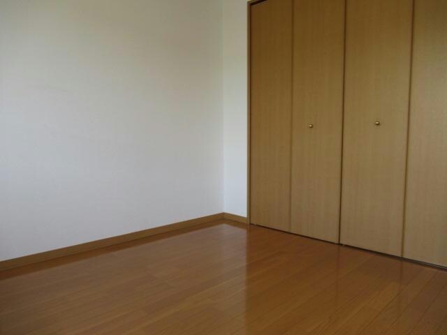 ヴィラ円山1の物件内観写真