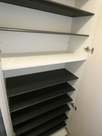 BLANC NOIR（ブランノワール）の物件内観写真