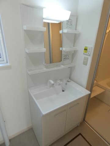 BLANC NOIR（ブランノワール）の物件内観写真