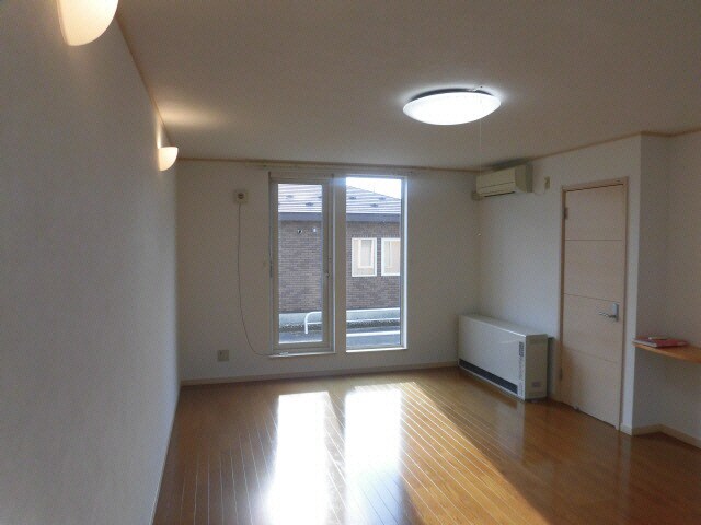 アルムレジェンドⅢの物件内観写真