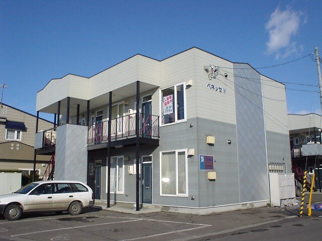 ベネッセⅣの物件外観写真