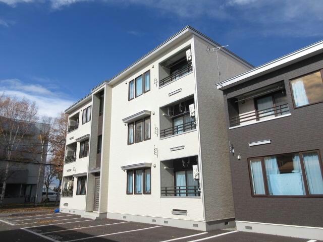 GRAN MEZON　A棟の物件外観写真