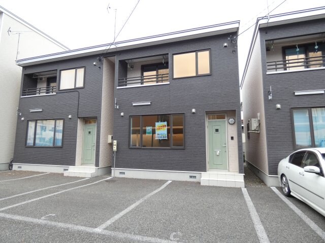 GRAN MEZON　C棟の物件外観写真