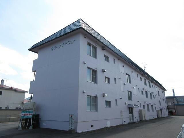 グリーンアベニューの物件外観写真