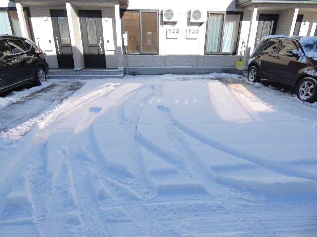 光陽マンション7丁目E棟(東側)の物件外観写真