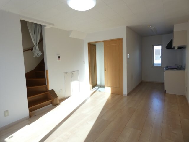 光陽マンション7丁目E棟(東側)の物件内観写真