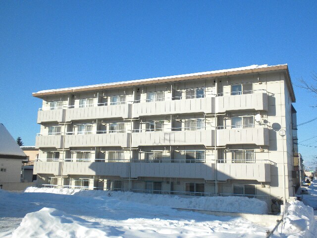 コーポラスＮＡＯの物件外観写真