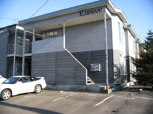 Eアルマーニの物件外観写真