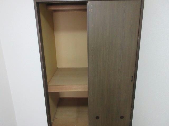 Eアルマーニの物件内観写真