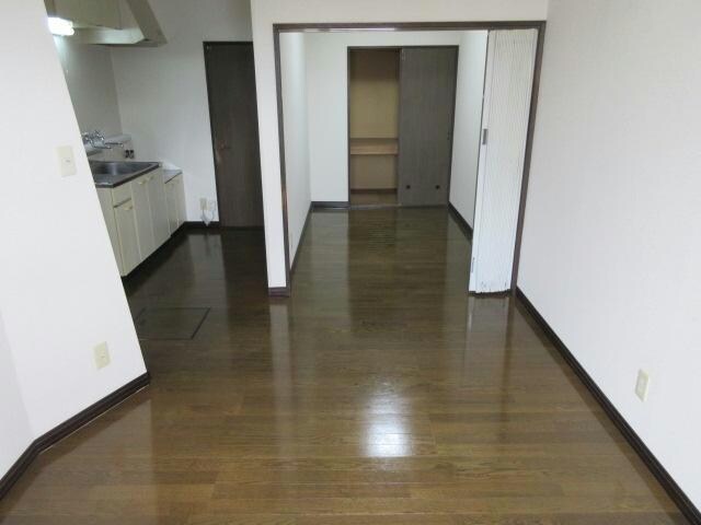 Eアルマーニの物件内観写真